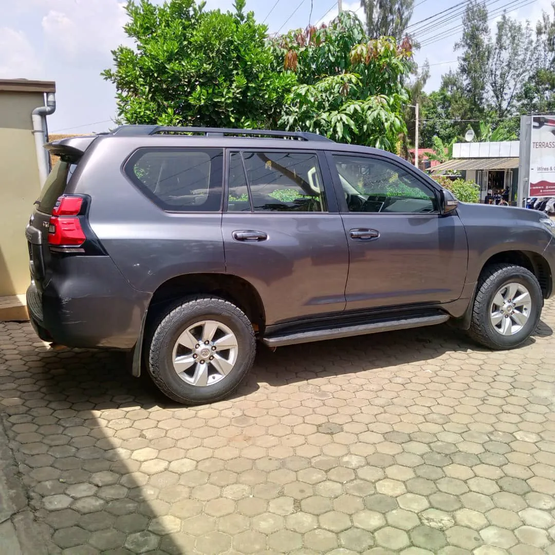 Spacious vehicle for group and family car hire